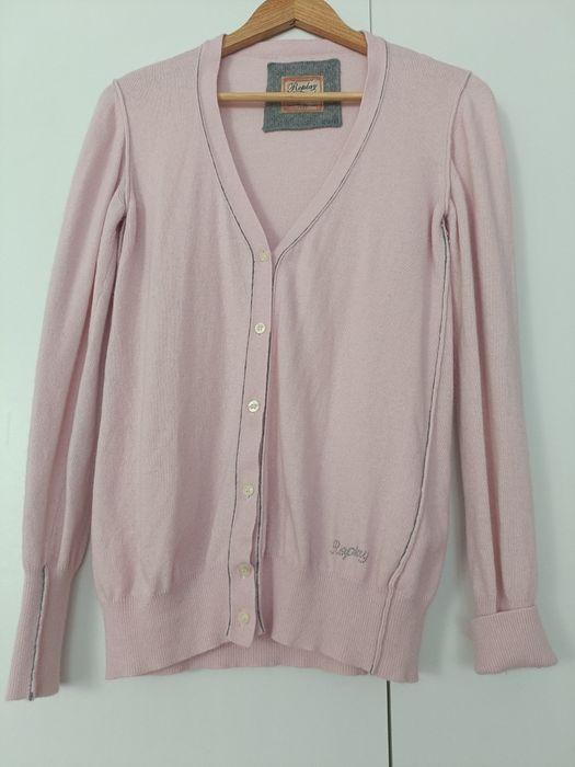 Sweter zapinany na guziki