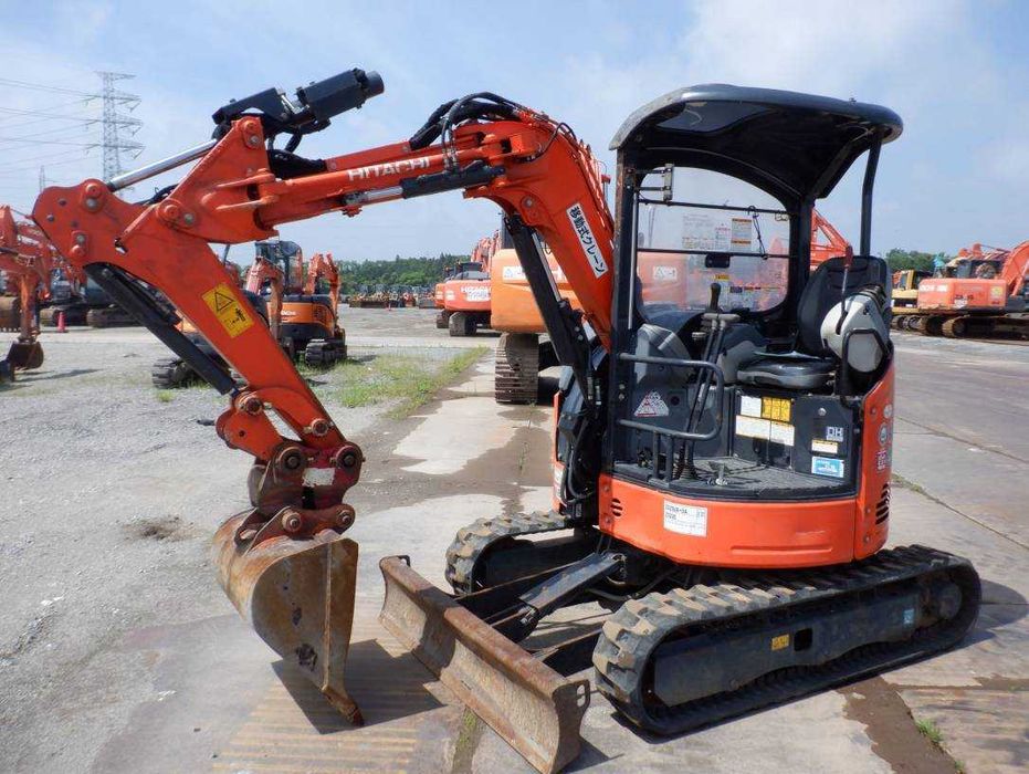Гусеничний екскаватор HITACHI ZX20UR-5A