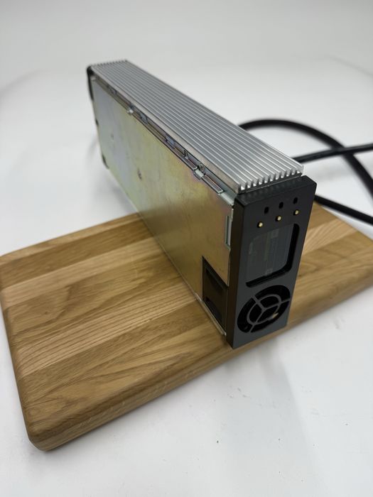 Потужний регульований зарядний пристрій Huawei 4875 48v 60v 72v 50/75