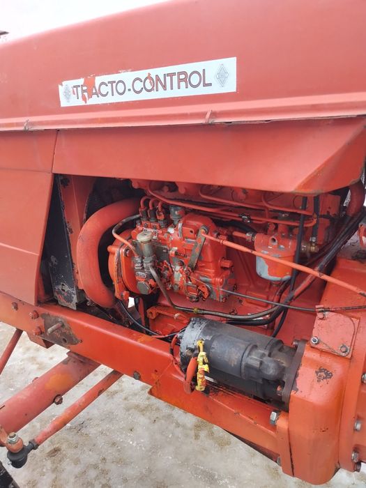 Ciągnik rolniczy Renault R 7231