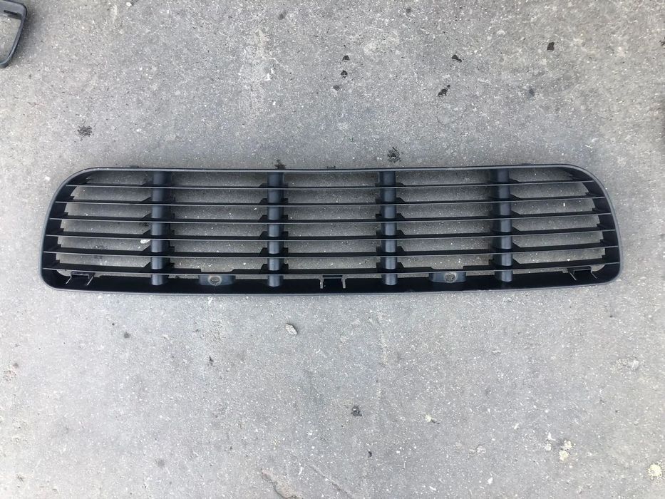 VW POLO 6N GRELHA PARA CHOQUES FRENTE - G118