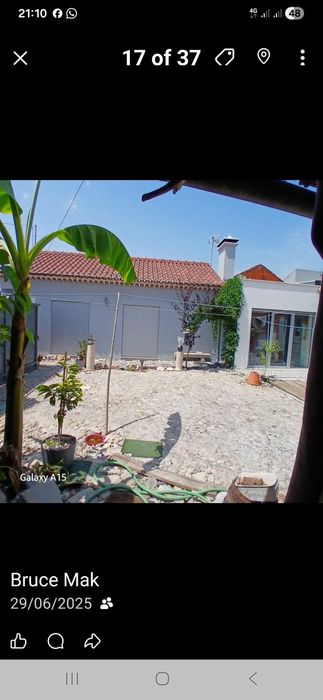 Vivenda V2 de luxo mais outro espaço de area coberta no lote com mais