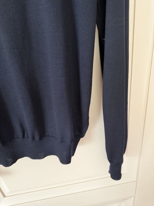 продам поло Canali , оригинал новая