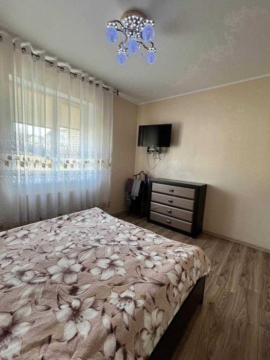 Продам 2-поверховий будинок у с.Лука-Мелешківська 7218