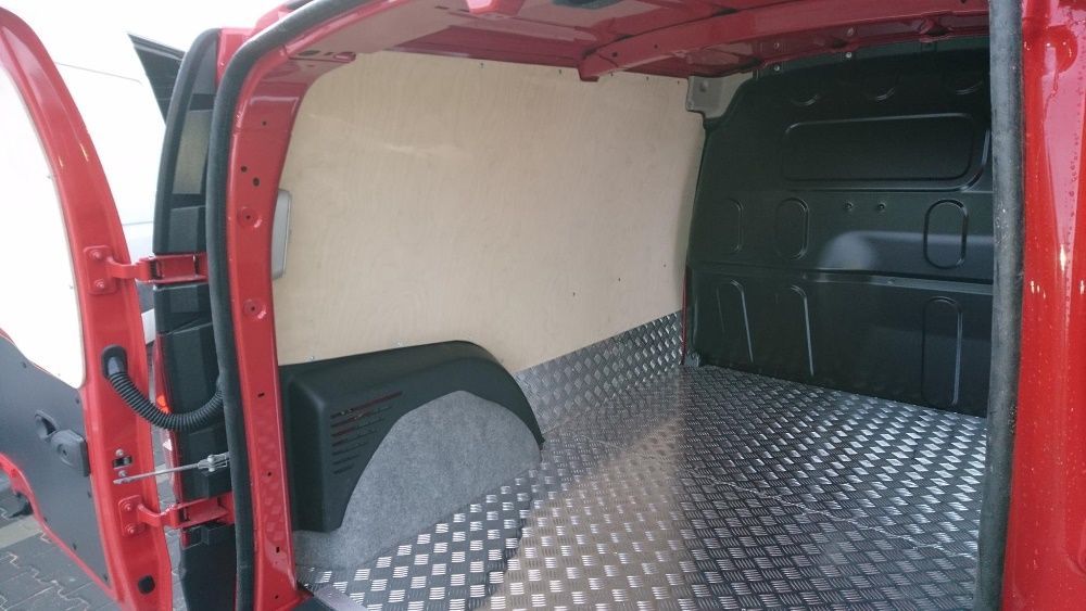 Fiat Doblo L2H1 obicie części ładunkowej