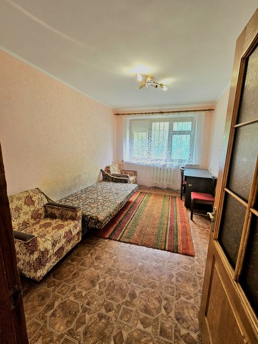 Продаж 2х.кімнатної квартири.Р-н ЖБІ.