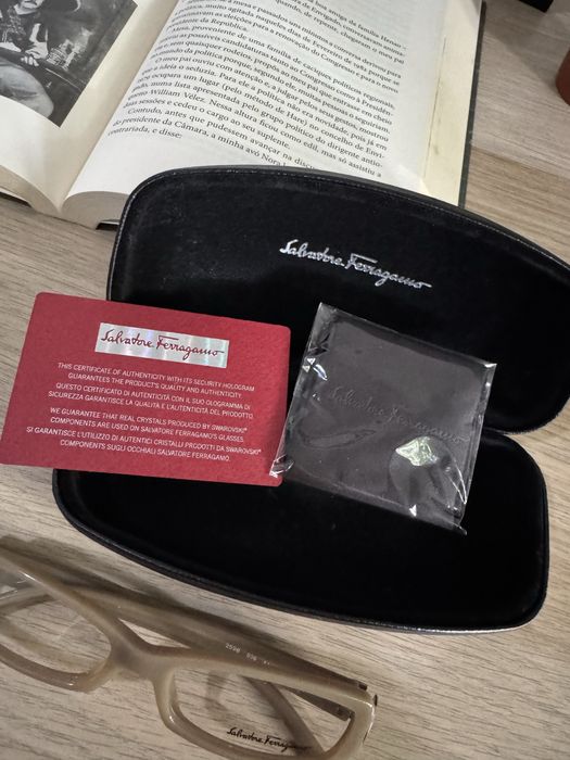 Oculos Salvatore Ferragamo