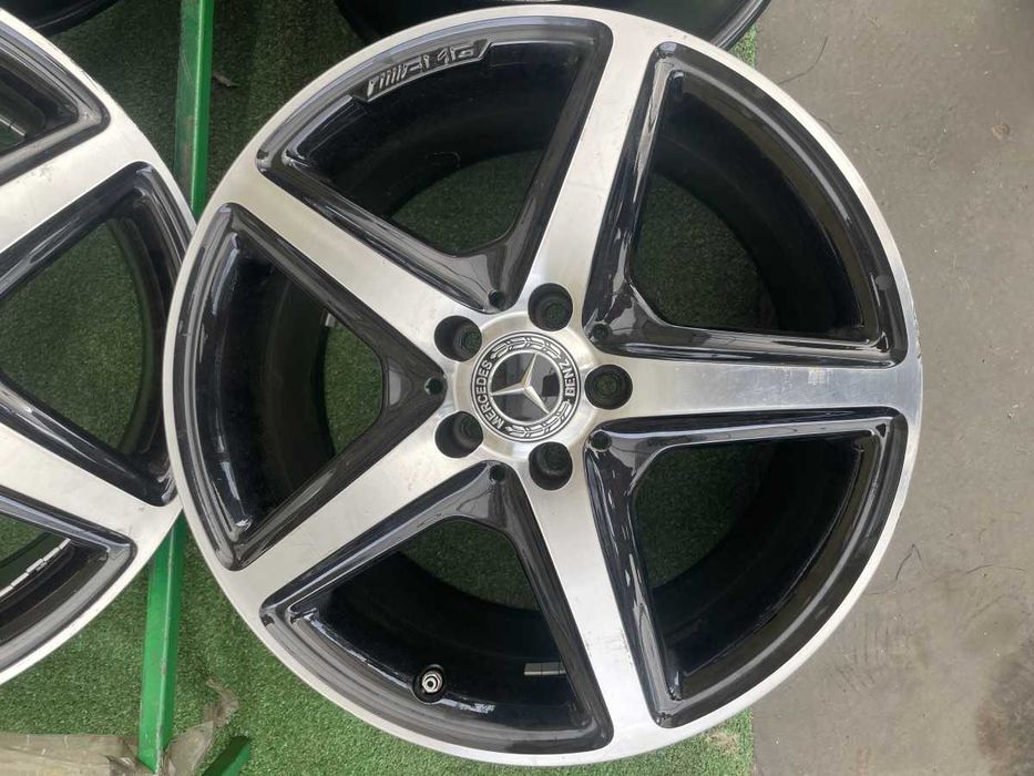 Диск R18 8.5,9.5J 5*112  ET48 DIA66.6 - Литий,Вживаний A2184011402 AMG American Racer
