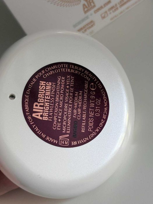 Charlotte Tilbury Airbrush Brightening Flawless Finish Powder