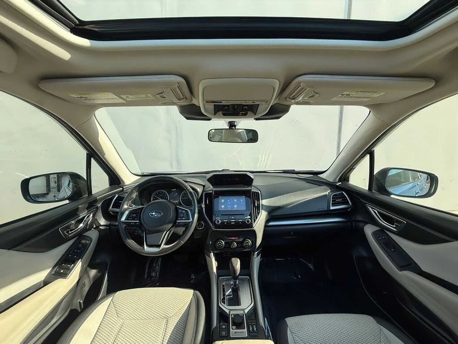 Subaru Forester      2022