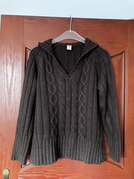 Sweter GAP r. L z kapturem