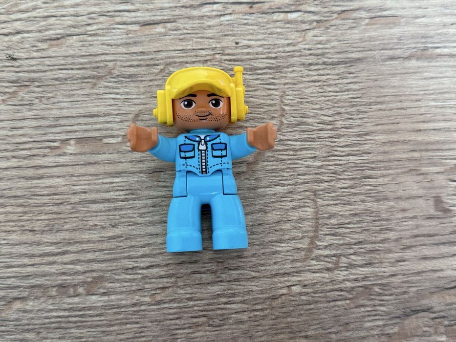 Lego duplo pilot
