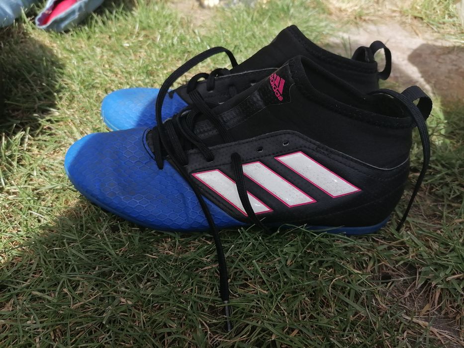 Buty sportowe halowe Adidas 38 2/3