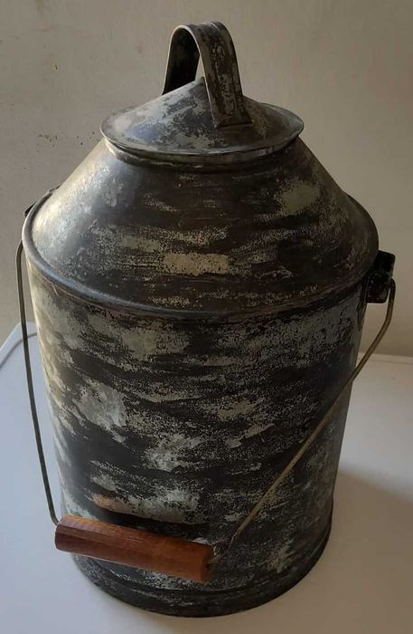 jarro/ leiteira /em latão