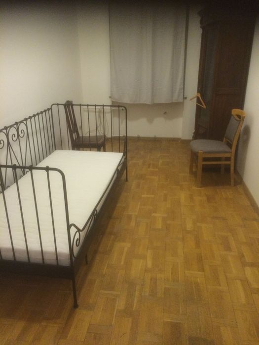 Sprzedam duże mieszkanie z 3 niezależnymi pokojami w Kaliszu