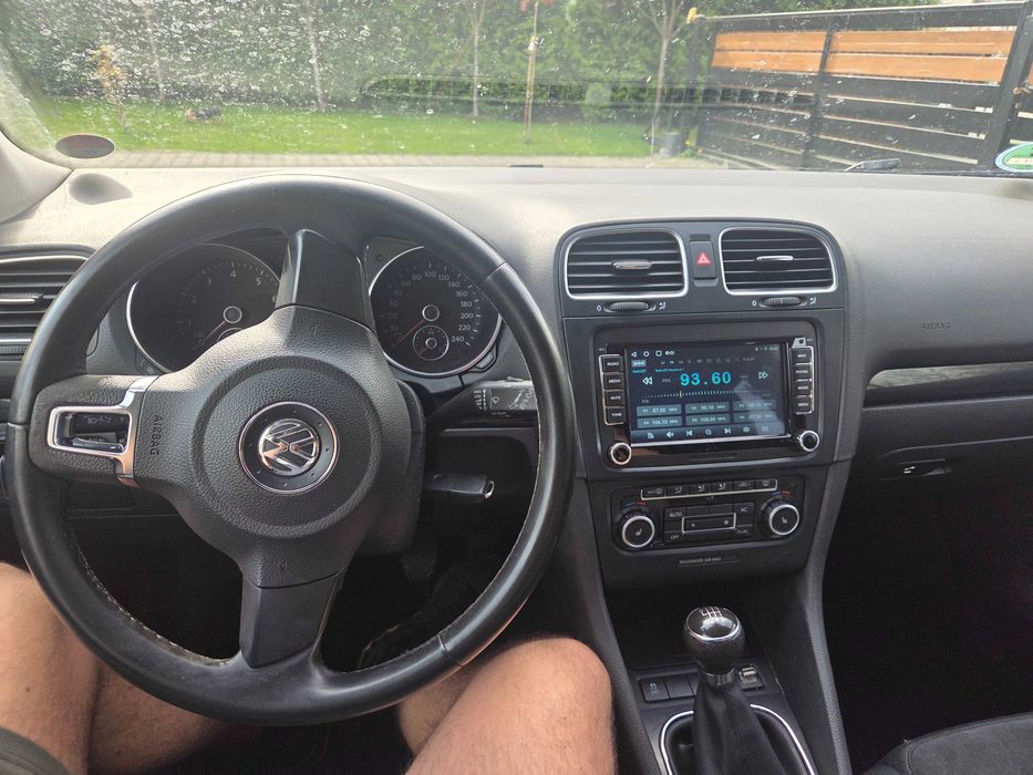 Vw golf 6 kombi 1,2 tsi 105KM hak 6 biegów 5L/100km