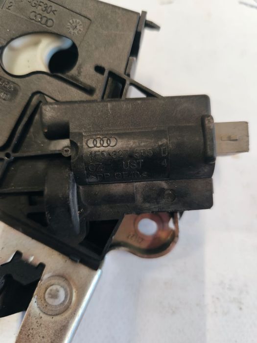 Ficheira Da Mala AUDI A4 B7