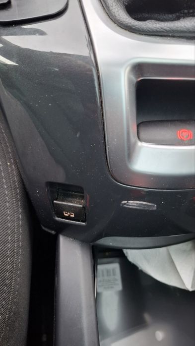 Пежо 5008 1.6 бензин 12 рік 7 місць