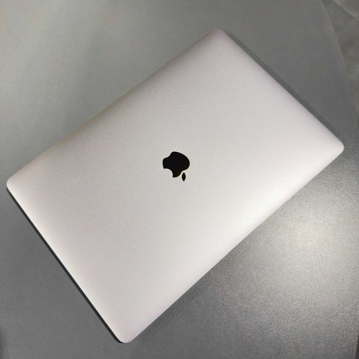 MacBook Pro 15" 2018 i7 16gb RAM 256Gb SSD Space Gray Низька Ціна!