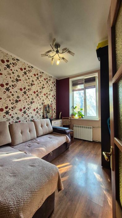 *Продаж 2х кімнатної квартири по ул. Величара, остановка Тюленіна