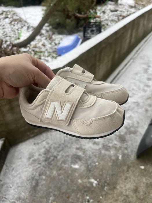 New balance 323