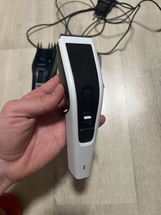 Машинка для стрижки Philips