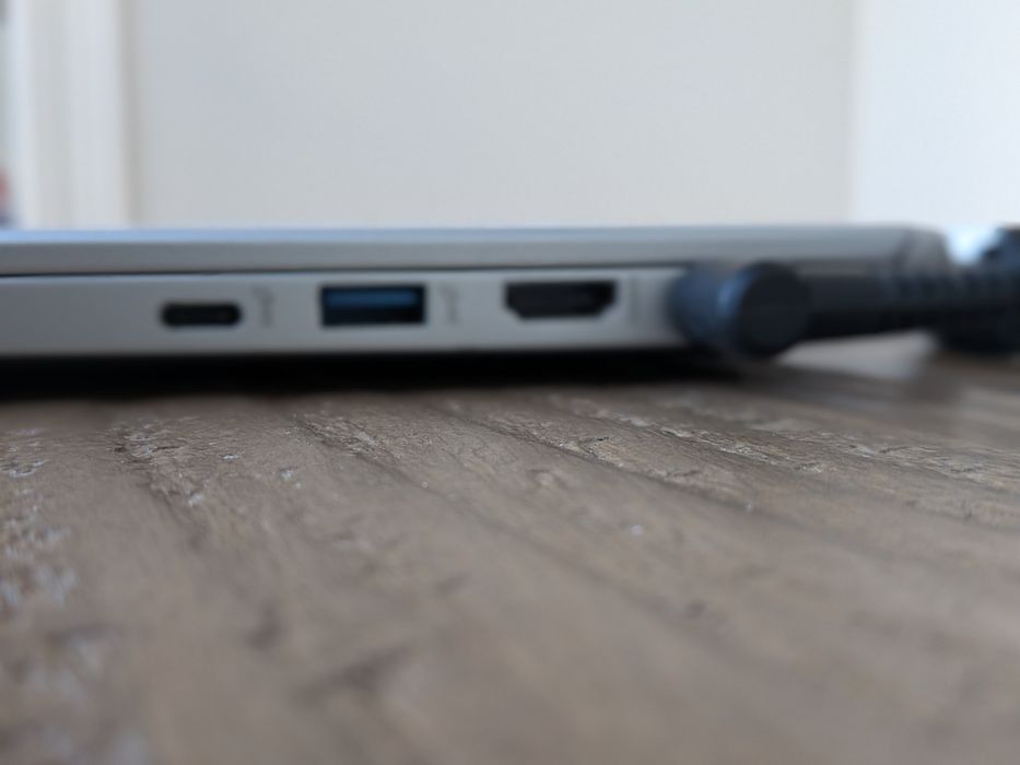 Slimbook Pro X 14 (2023) | Ryzen 7 | Excelente Estado | Caixa Original | 750€