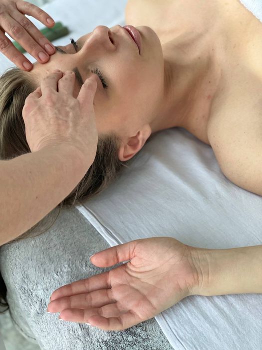 Масаж прямо зараз! Лівий берег. Осокорки. Oder massage therapist Kyiv. Massage Kyiv.