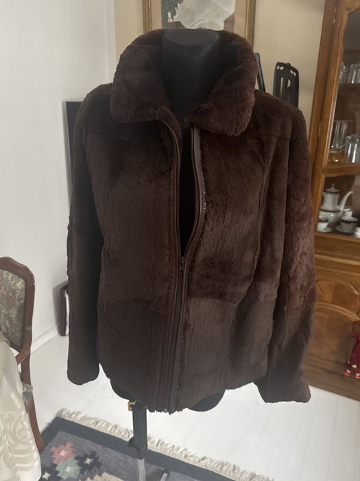 Futrzana kurtka do bioderka