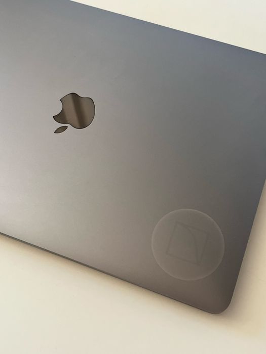 MacBook Pro 13-inch