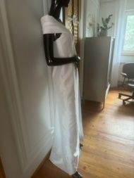 Suknia ślubna prosta