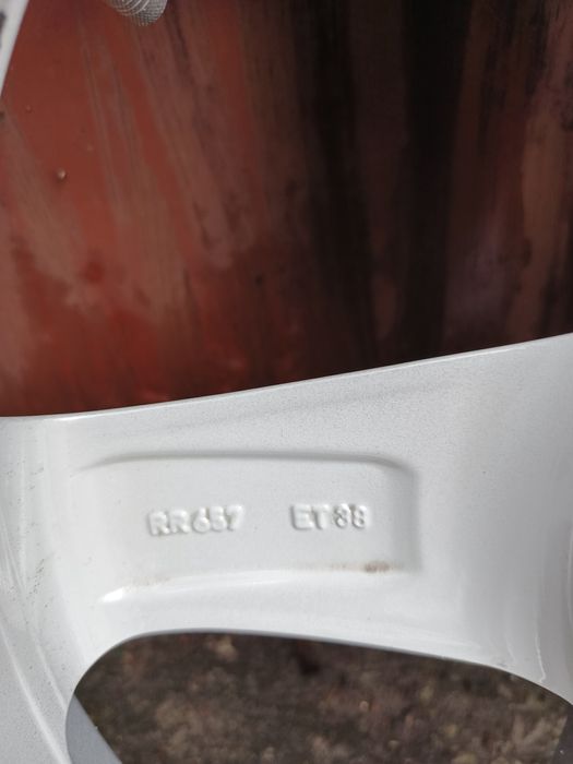 Продам диски с резиной