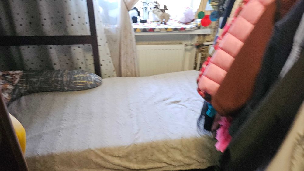 Продам дитячу двоповерхову кровать з матрацами