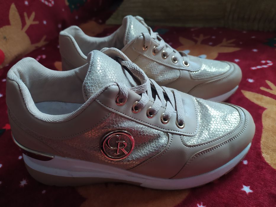 Używane buty rozmiar 39