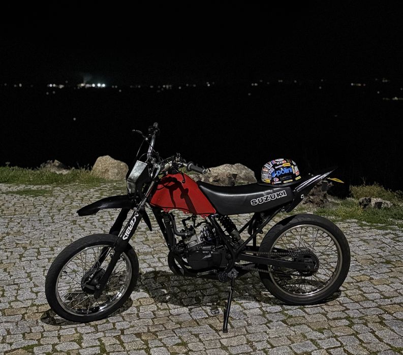 Suzuki Ts.