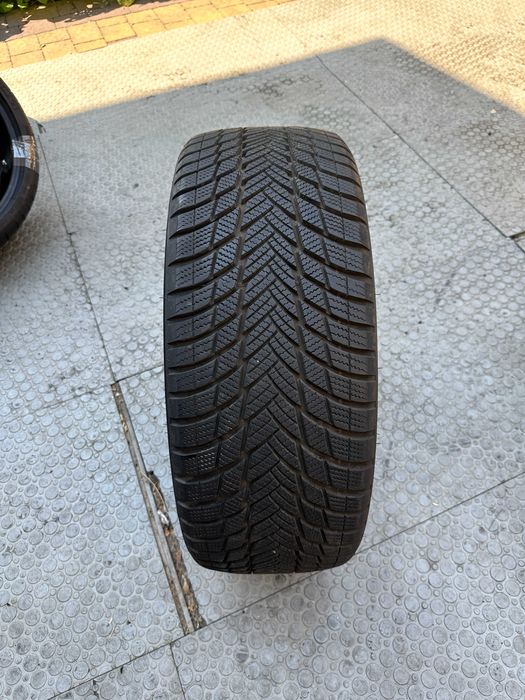 245-45 R20 103W Bridgestone Blizzak LM001 розпаровка 1шт
