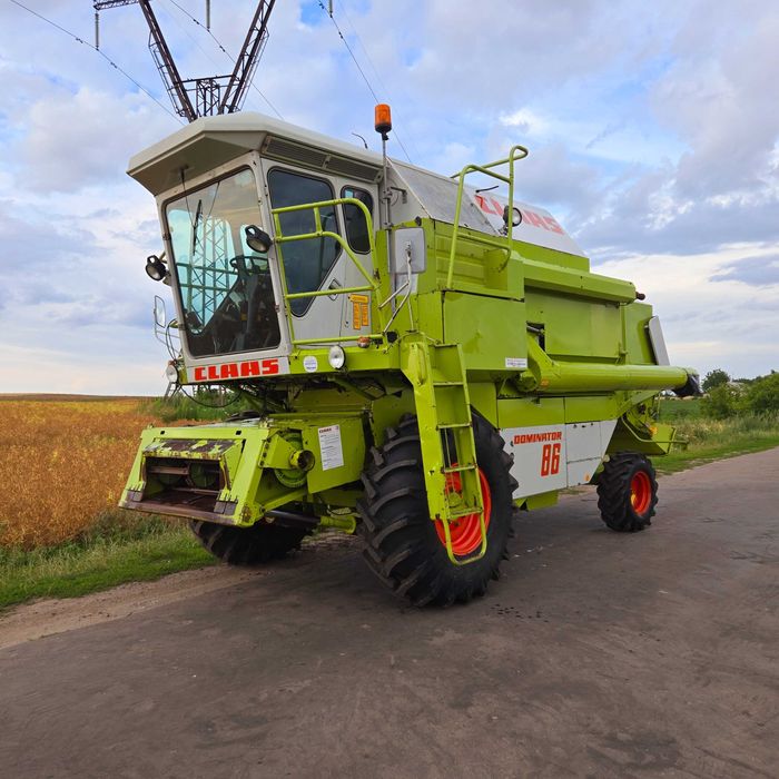 Свіжопривезений claas dominator 86