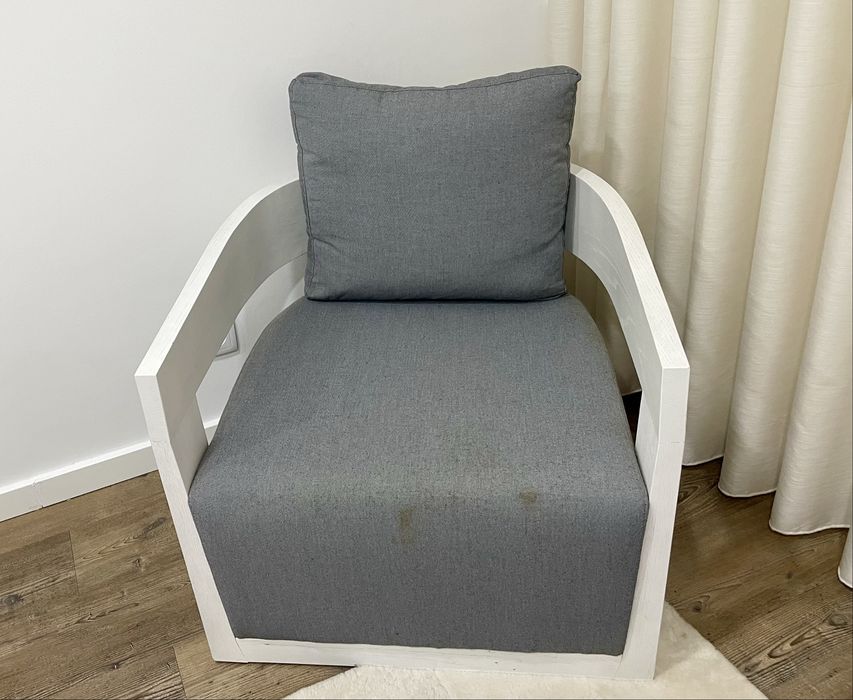 Cadeirão madeira maciça