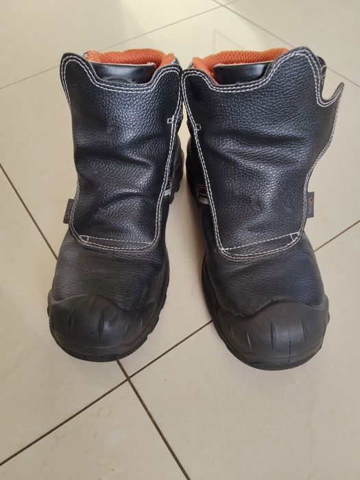 Buty rozm 42 support system