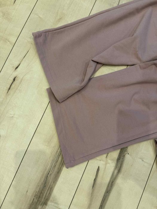 Nowy dres w kolorze pudrowym rozmiar L