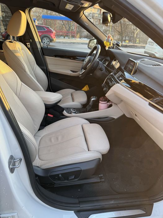 Продаю авто всі питаня по телефону.