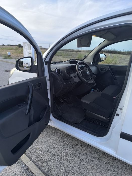 Renault Kangoo compact  de 3 lugares em muito bom estado