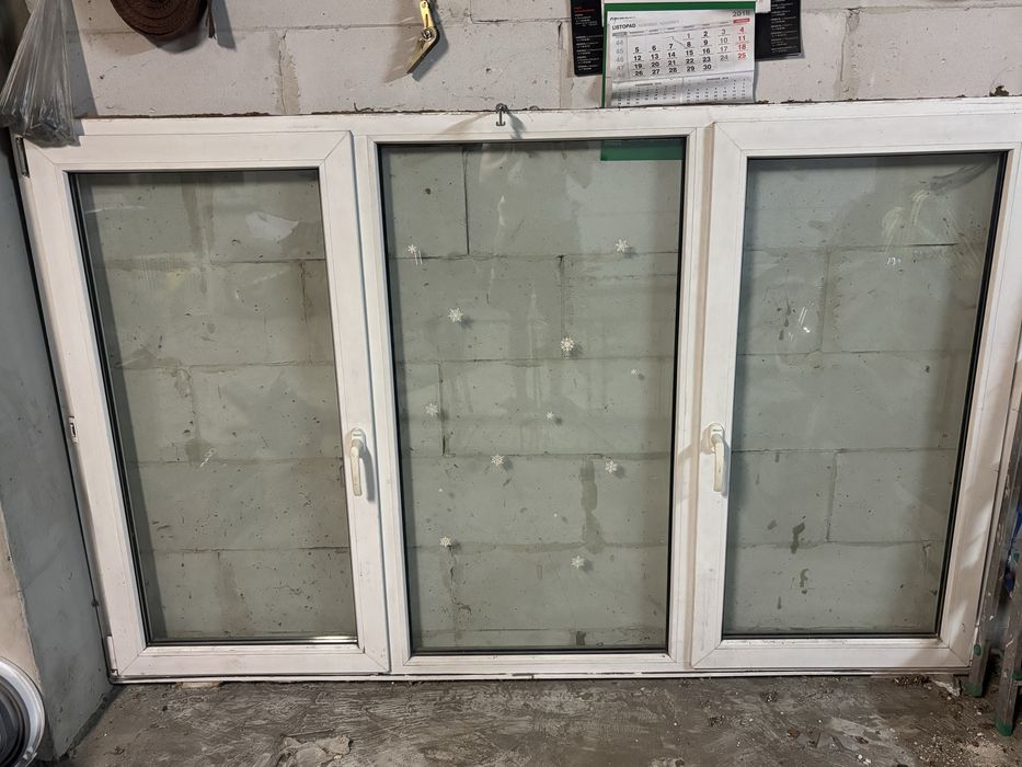 Okno PCV 220x138 3-skrzydłowe rozwierno-uchylne