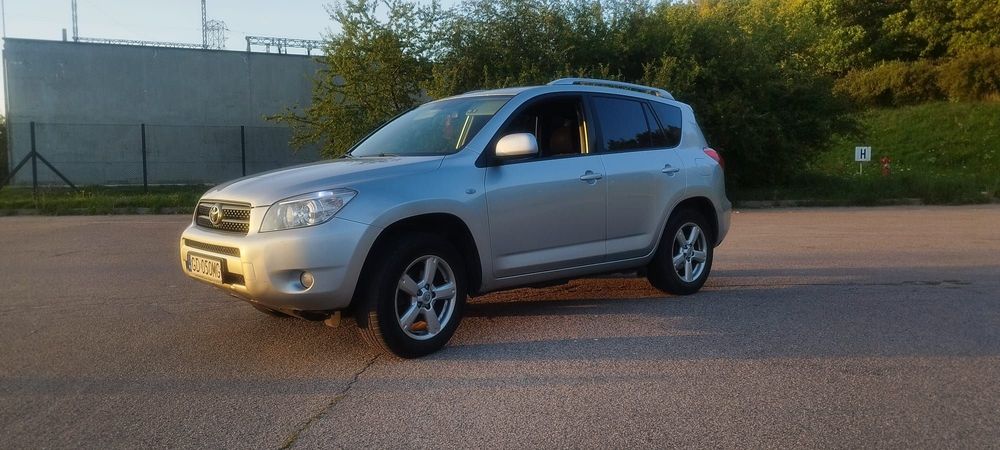 Toyota RAV-4