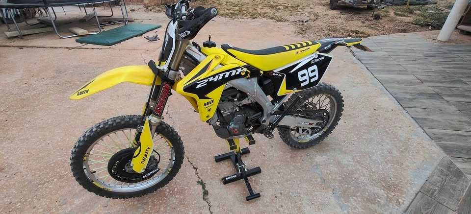 suzuki rmz 450 matriculada