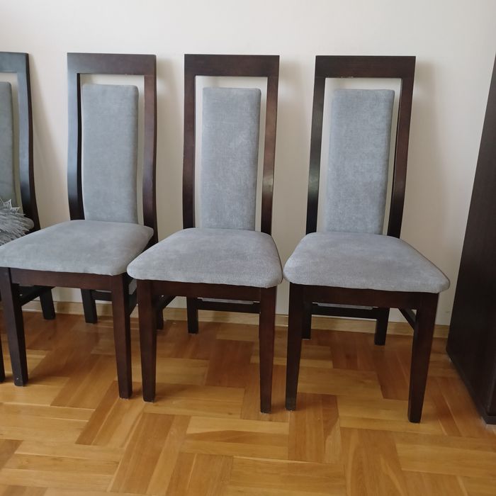 Sprzedam meble komode witryne stół krzesla