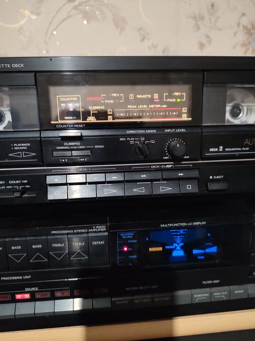 Кассетная дека fisher CR-W915.