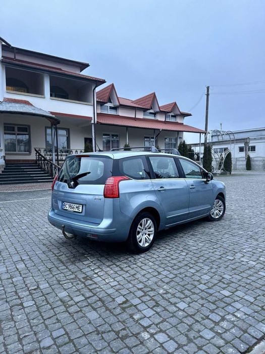 Pegout 5008, 2010 року, 2.0 дизель