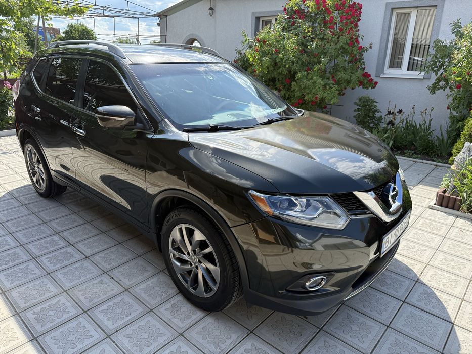 Нісан рог. Nissan Rogue