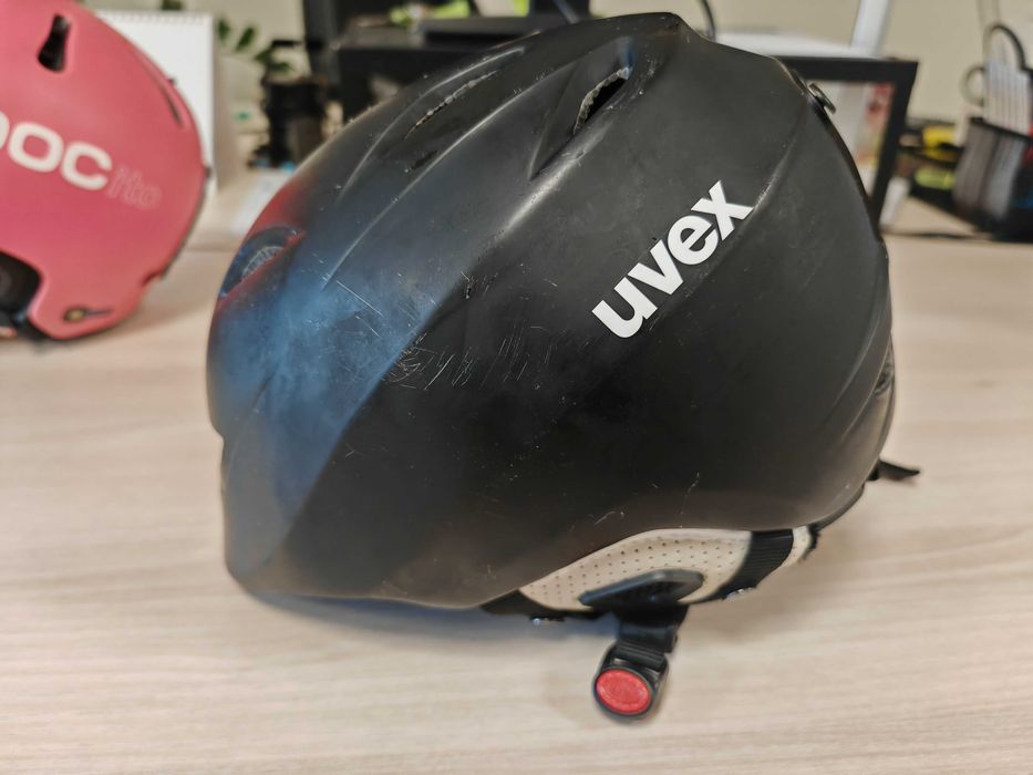 kask narciarski UVEX 58-61cm